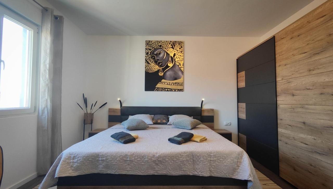 Gold And Silver Apartment Zadar Luaran gambar
