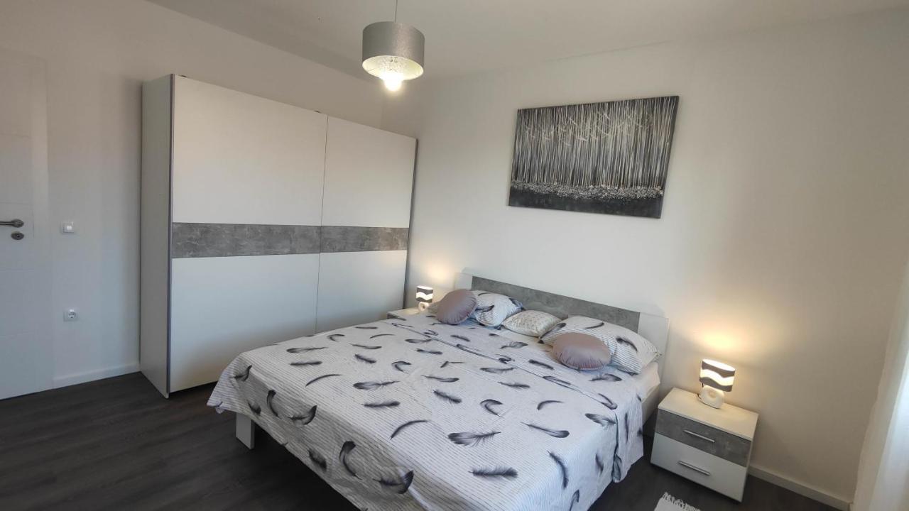 Gold And Silver Apartment Zadar Luaran gambar